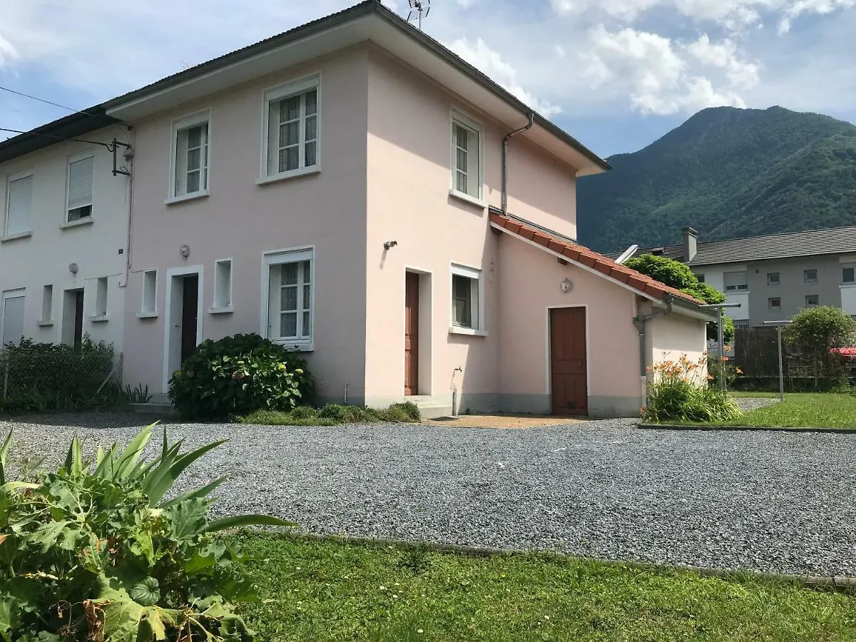 Holiday home Bienvenue Chez Marie-Christine, A Pierrefitte-Nestalas Villa